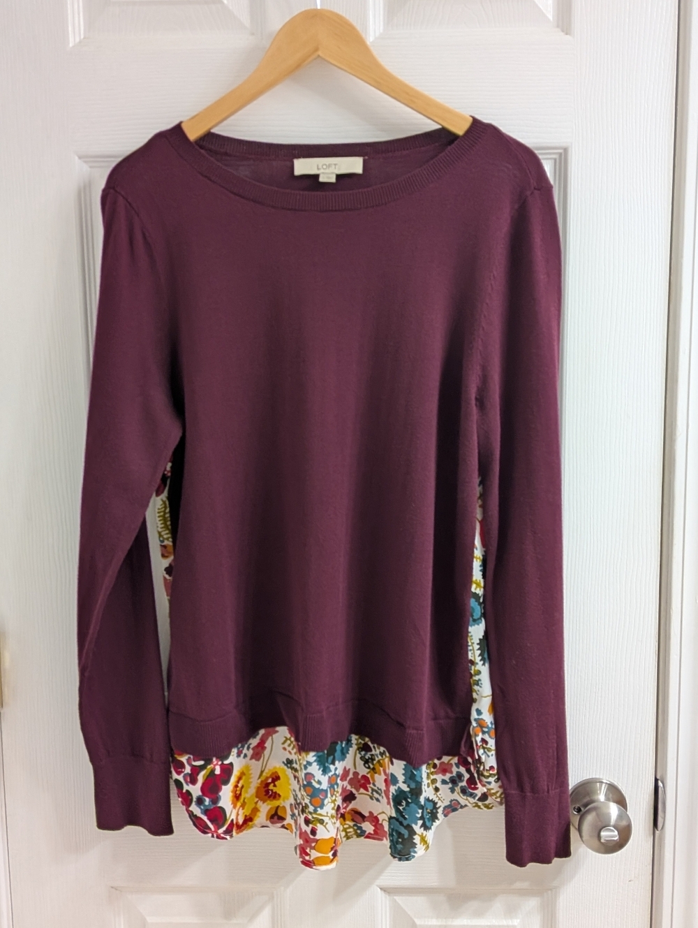 LOFT Sweater Large Like New Lightweight And Floral Print 100% Cotton